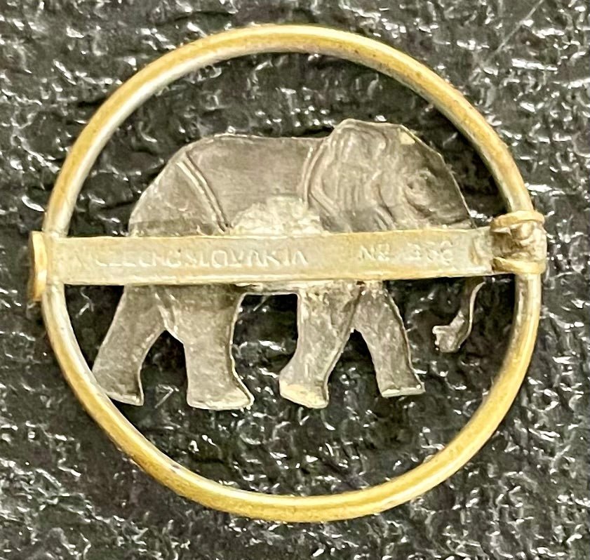Vintage Czechoslovakia Zoo Pin - Bateleur Militaria