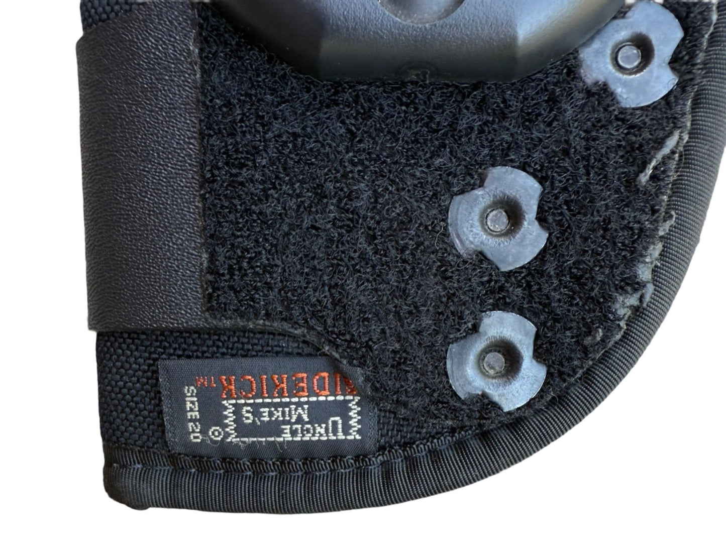 Uncle Mikes Sidekick Size 20 Nylon Hip Holster R/H for Bereta 9mm UM20 - Bateleur Militaria