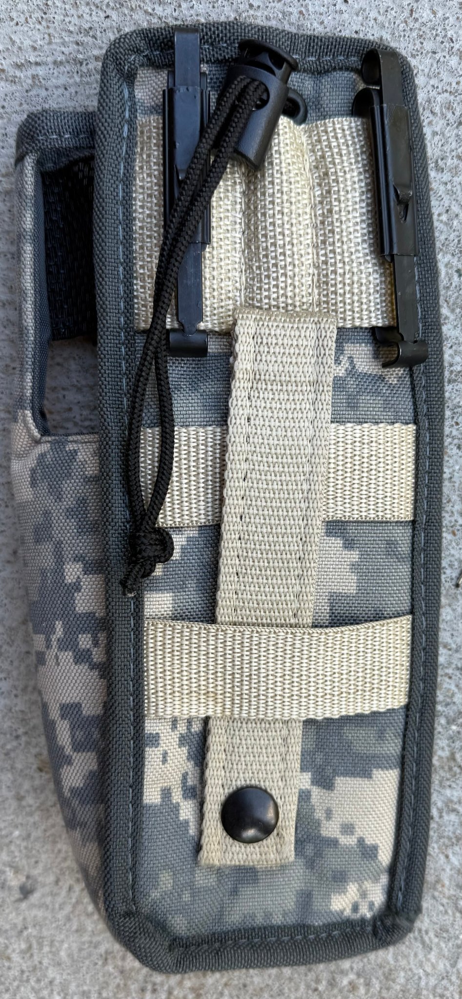 Harris Radio Pouch ACU Camo - Bateleur Militaria