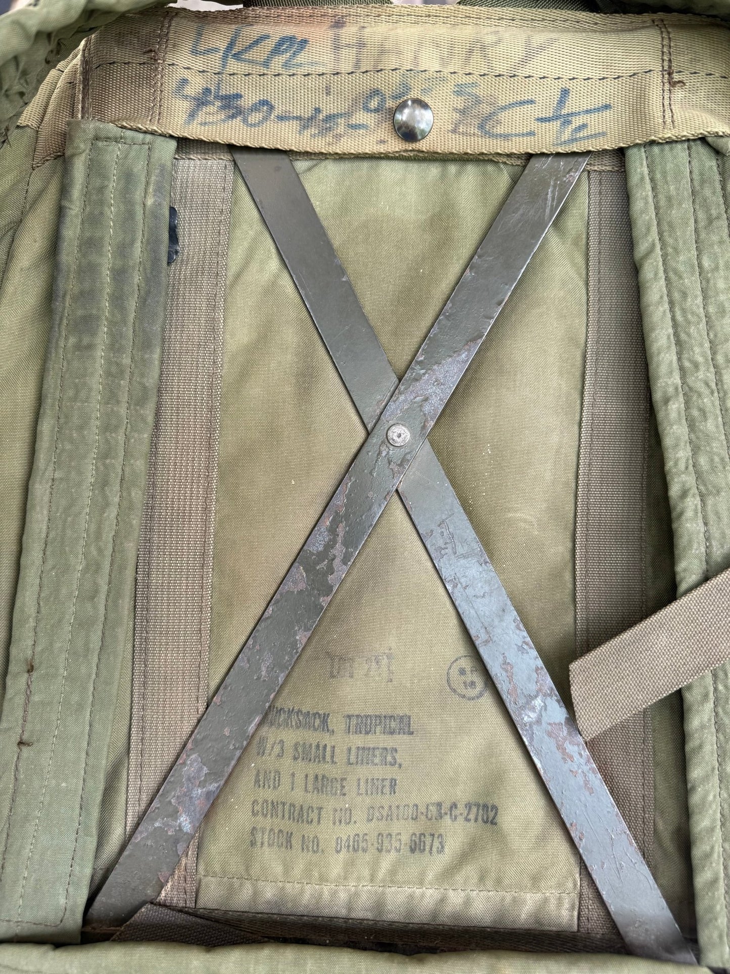 Vintage Vietnam War 1968 US Army Nylon Tropical Rucksack W/ Frame Green - Bateleur Militaria