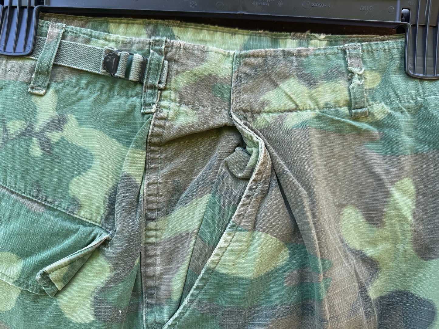 US Vietnam ERDL Green Dominant Lowland Trousers S/L 1 - Bateleur Militaria