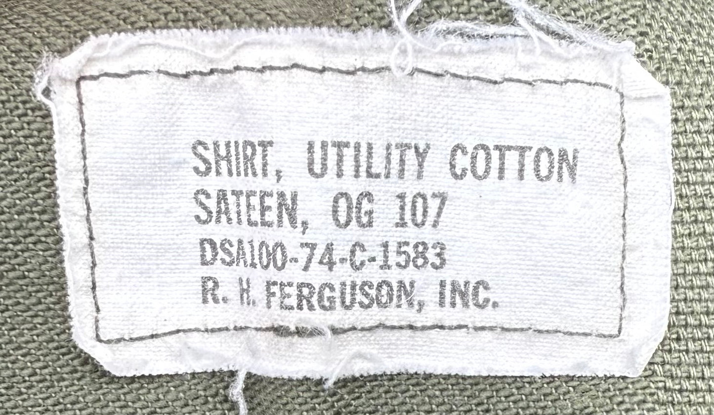 US Army P64 Utility Shirt Sateen OG107 Vietnam Named & Dated 1974 M - Bateleur Militaria