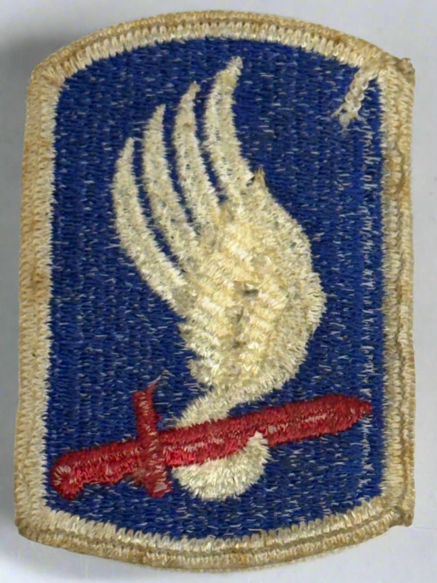 US Army 173rd Airborne Brigade SSI/Patch Color Merrowed Edge - Bateleur Militaria