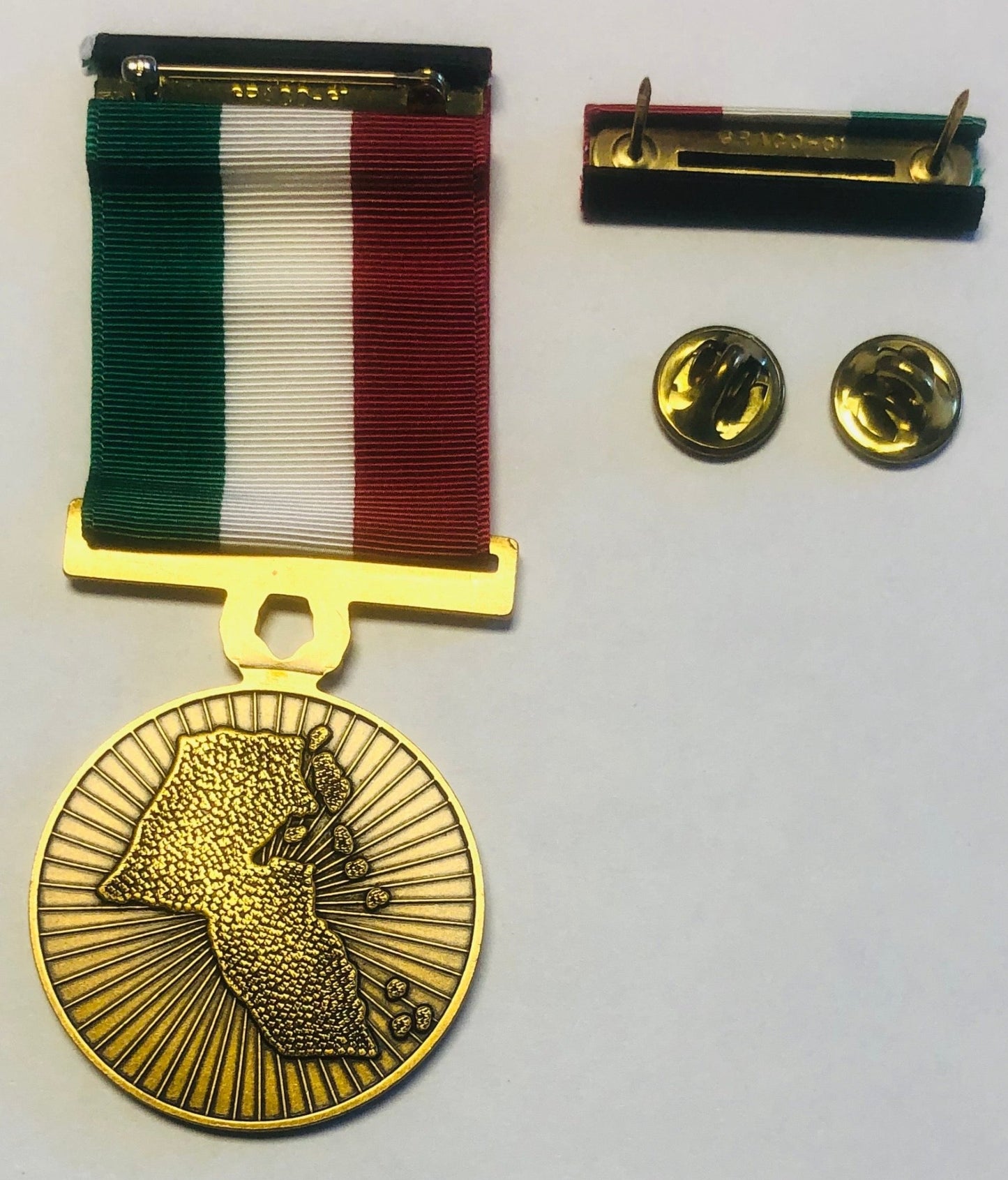 US Liberation of Kuwait Medal (Full Size) & Ribbon Bar Gulf War NIB - Bateleur Militaria
