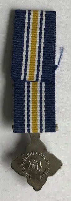 South Africa Police Cross for Bravery Silver Miniature - Bateleur Militaria