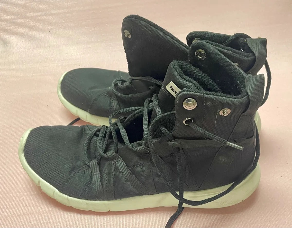 Heyday Footwear High Top Black Sneakers White Soles Size 9 - Bateleur Militaria