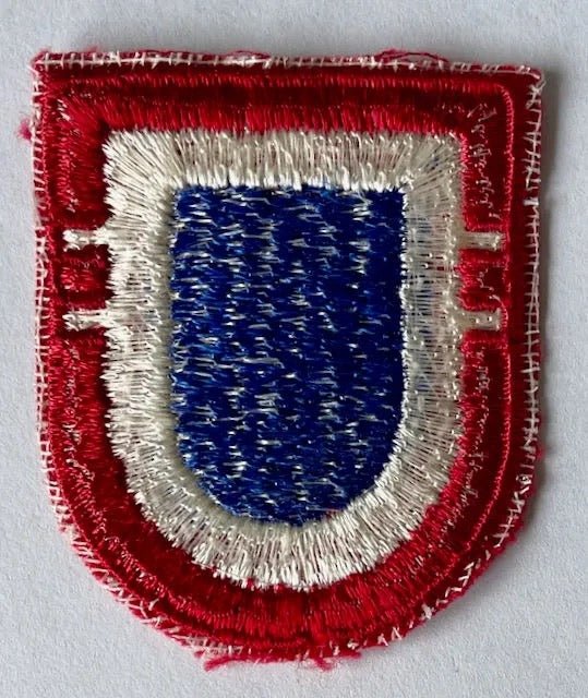 US Army 82nd Airborne Division 2nd Brigade Flash - Bateleur Militaria