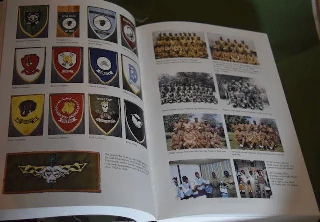 The Complete History of 32 Battalion: Volumes 1 and 2: The Complete History of 32 Battalion (two volumes) Bateleur Militaria
