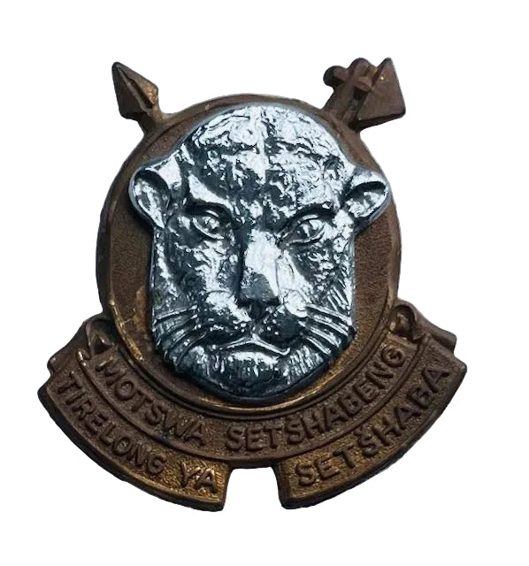 Bophuthatswana Defense Force Cap Badge Bi - Metal - Bateleur Militaria