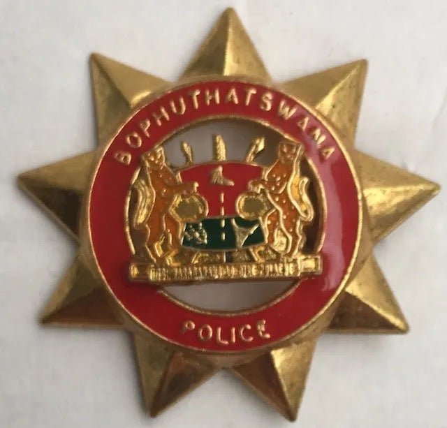 Bophuthaswana Police Cap Badge Gilt & Enamel - Bateleur Militaria
