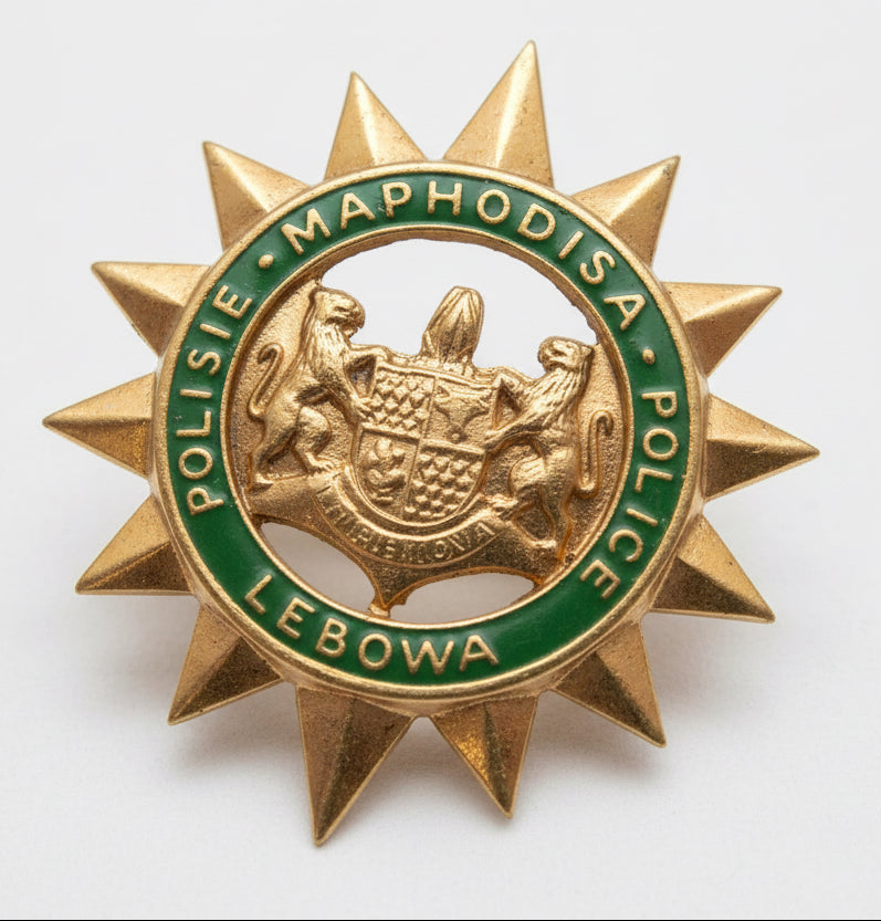 Lebowa Police Cap Badge Type 1 Gilt & Enamel - Bateleur Militaria