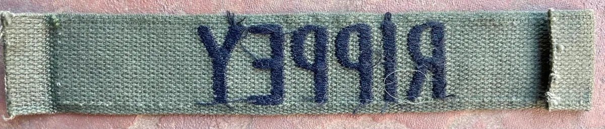Vintage US Army Name Tape OD "Rippey" - Bateleur Militaria