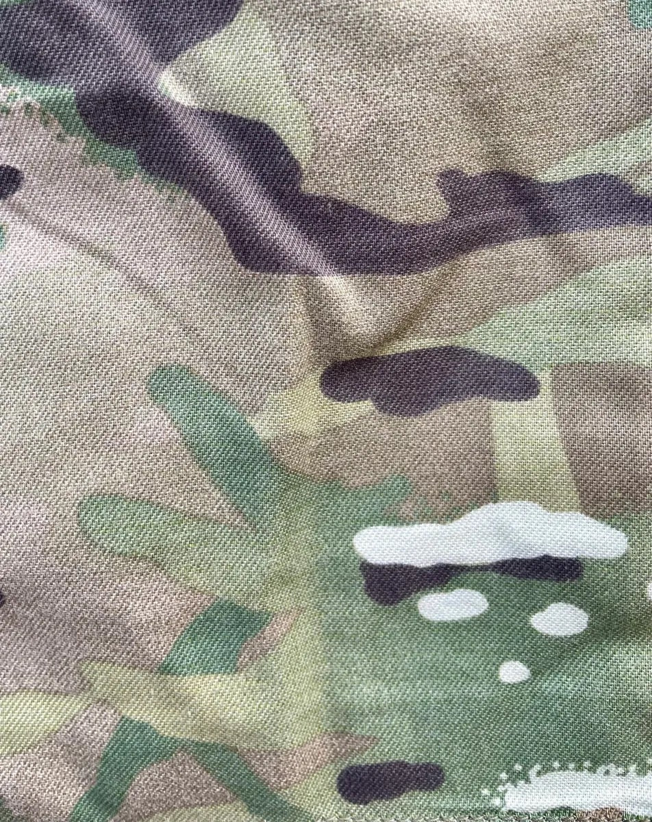 British MTP Camo Shirt & Trousers Size Medium Badged