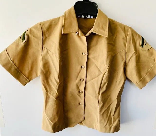 USMC Woman's S/Sleeve Khaki Shirt w Lance Corporal Chevrons 8S