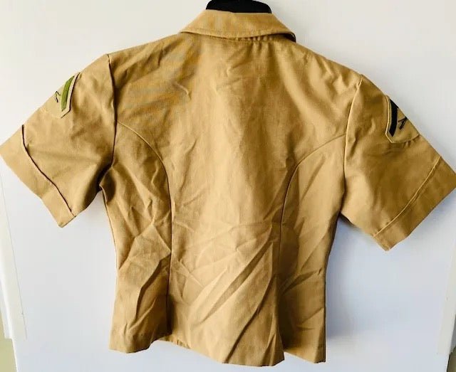 USMC Woman's S/Sleeve Khaki Shirt w Lance Corporal Chevrons 8S