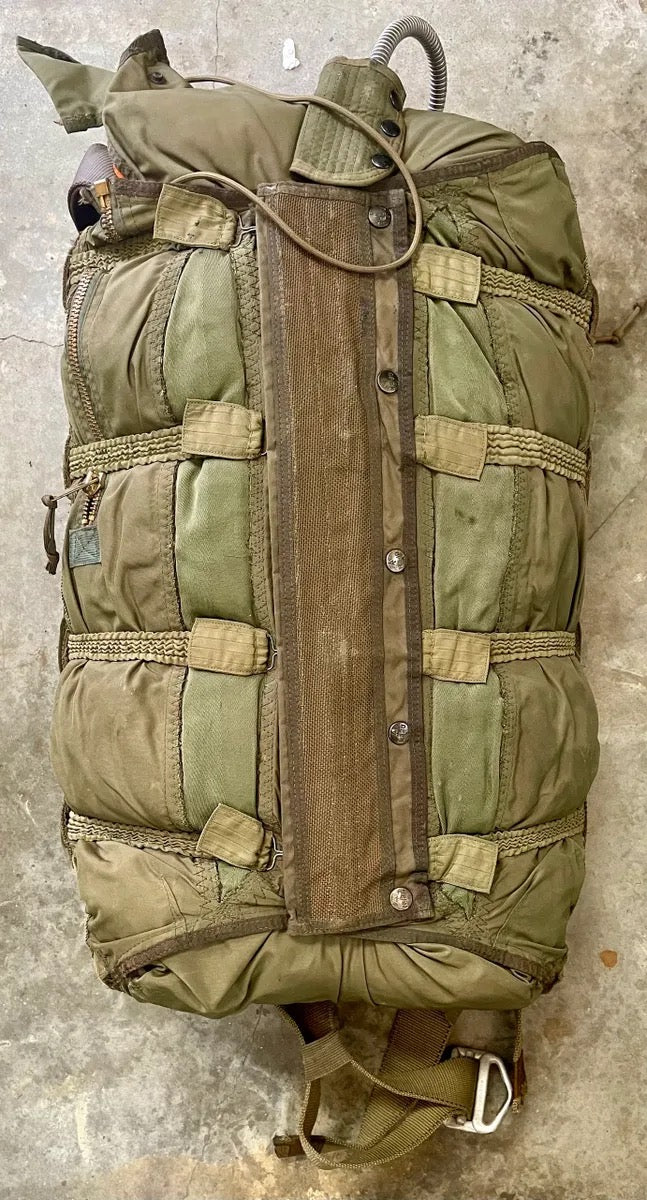 US Military T-10 Personnel Parachute w/ Harness (35' nominal parachute) Packed