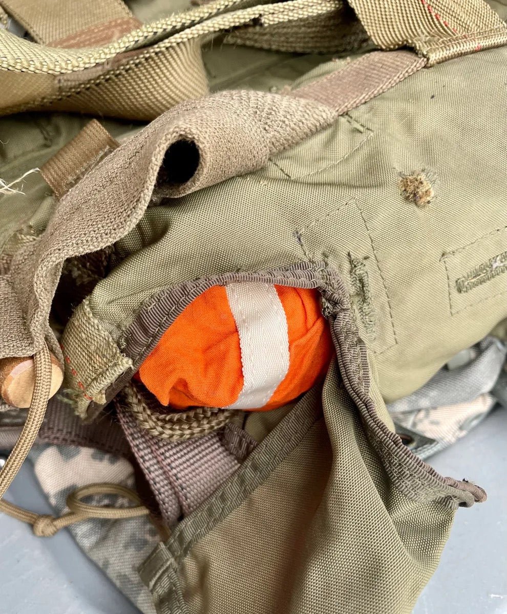 US Military T - 10 Personnel Parachute w/ Harness (35' nominal parachute) Packed - Bateleur Militaria