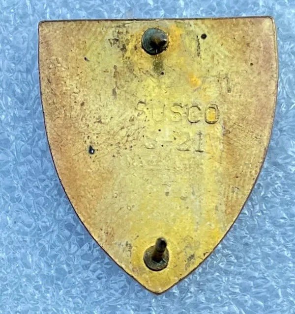 US Army Field Artillery Center & School DUI Crest Hallmarked - Bateleur Militaria