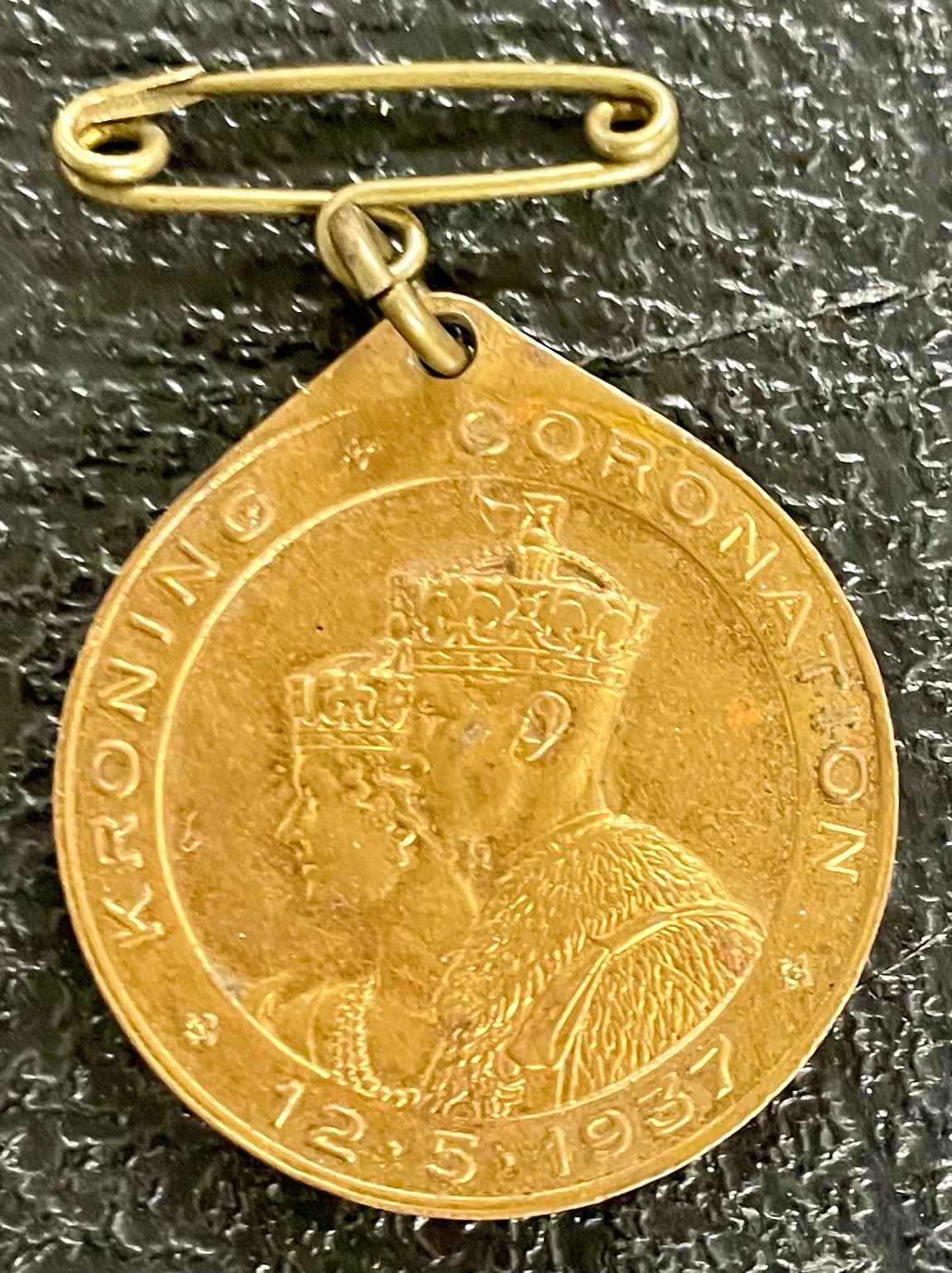 South Africa 1937 King George Coronation Medal - Bateleur Militaria