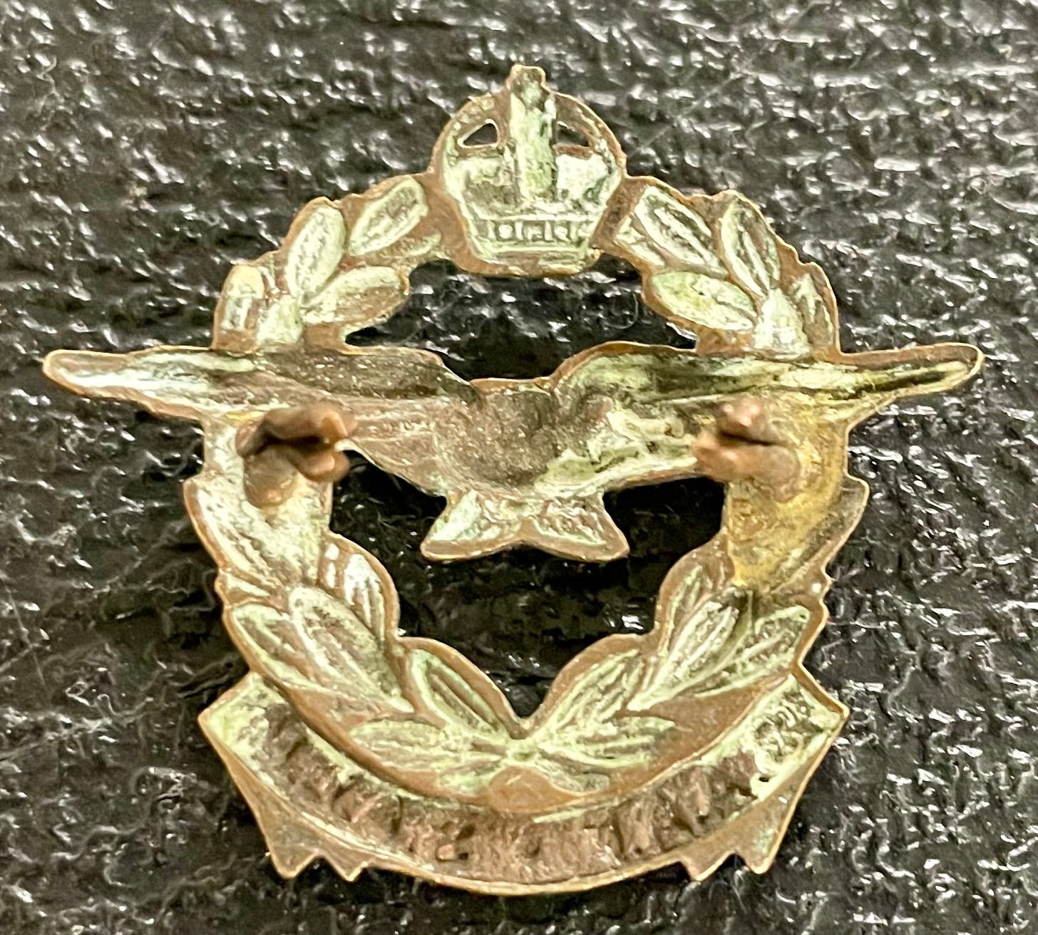 South Africa (UDF) South African Air Force Collar Badge 1930's - 1950's - Bateleur Militaria