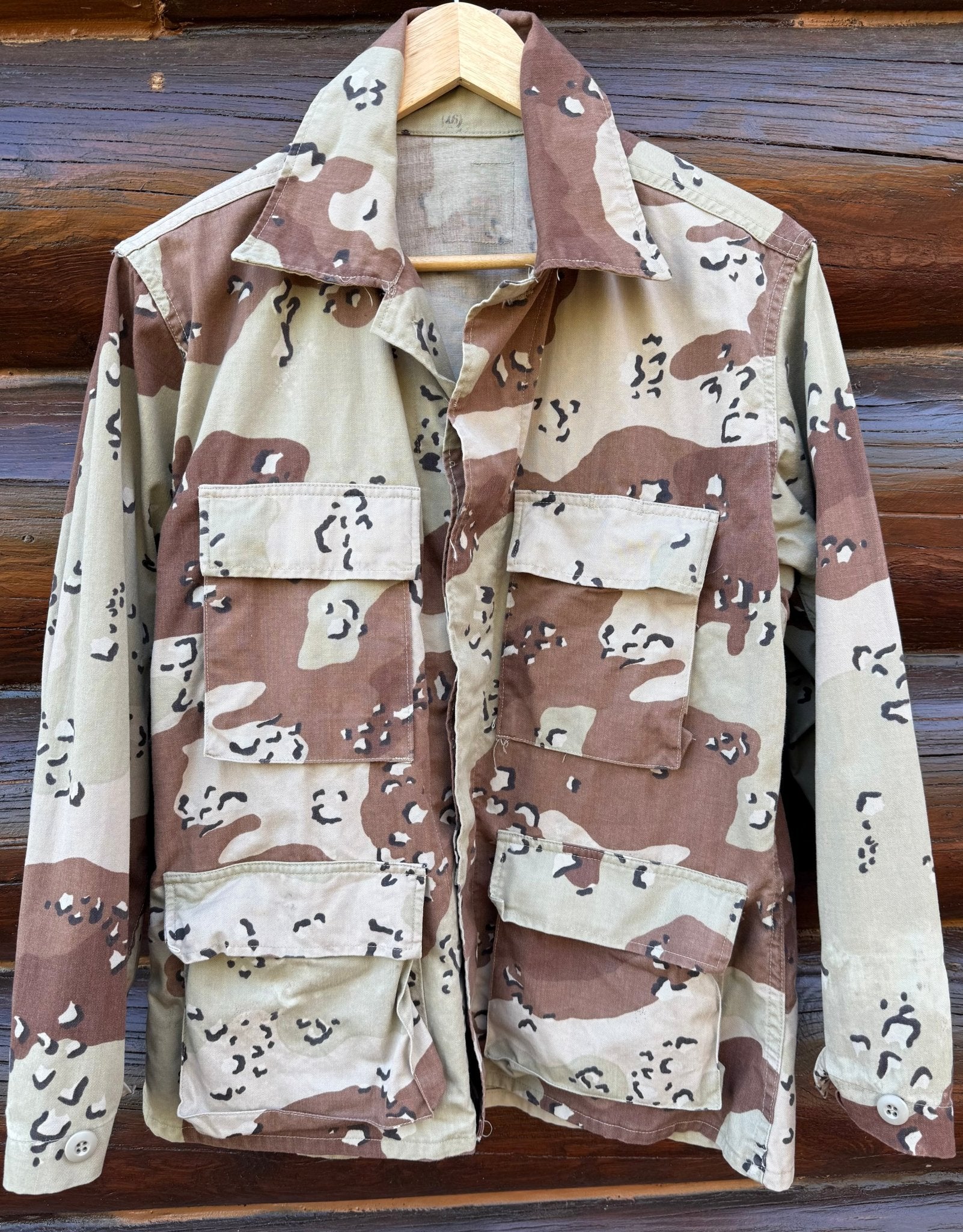 US Army 6 Color Desert Camo Shirt Chocolate Chip Camo Dated 1990 - Bateleur Militaria