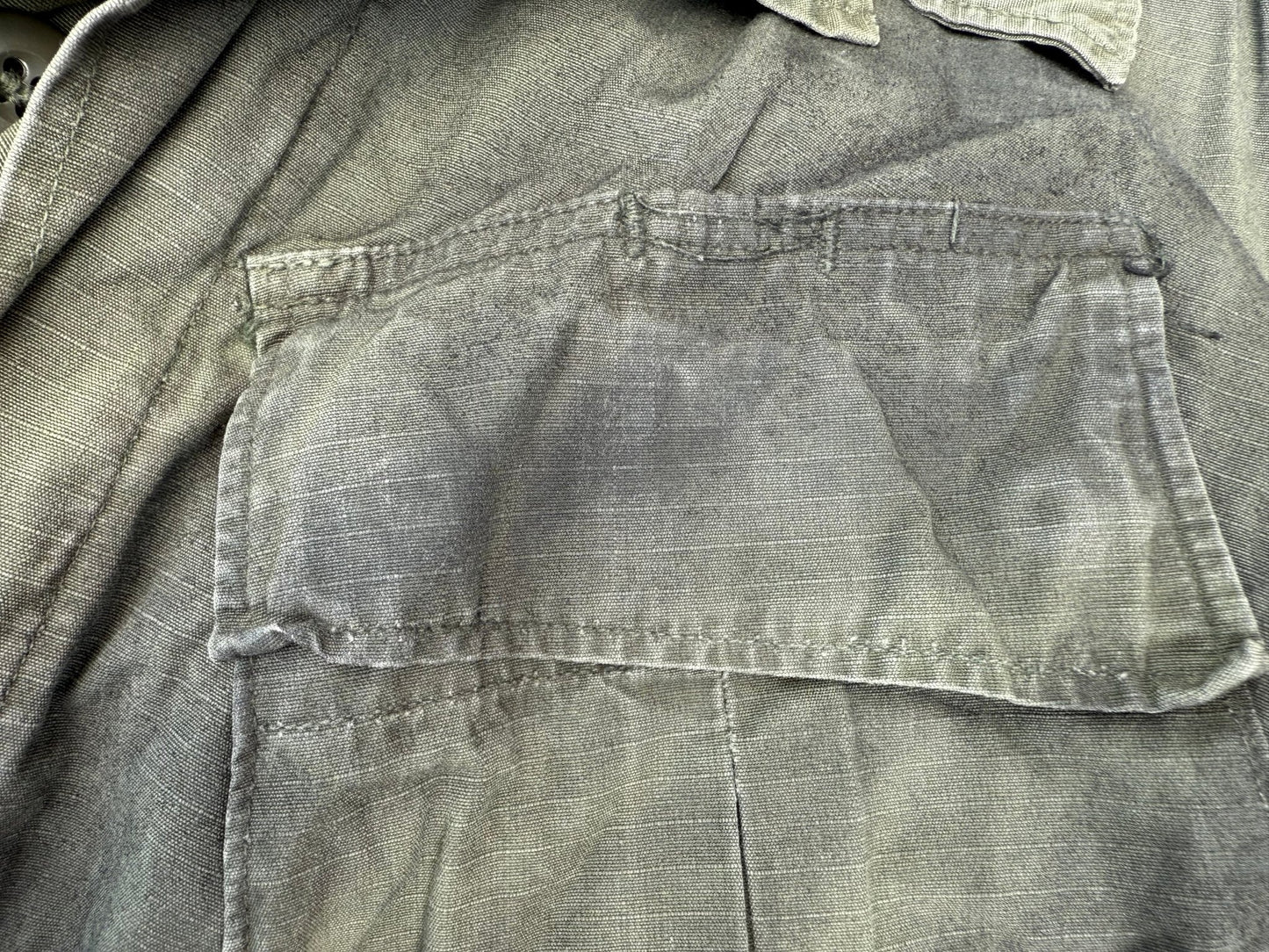 US Vietnam OG - 107 Spray Painted Camo Coat Medium - Bateleur Militaria