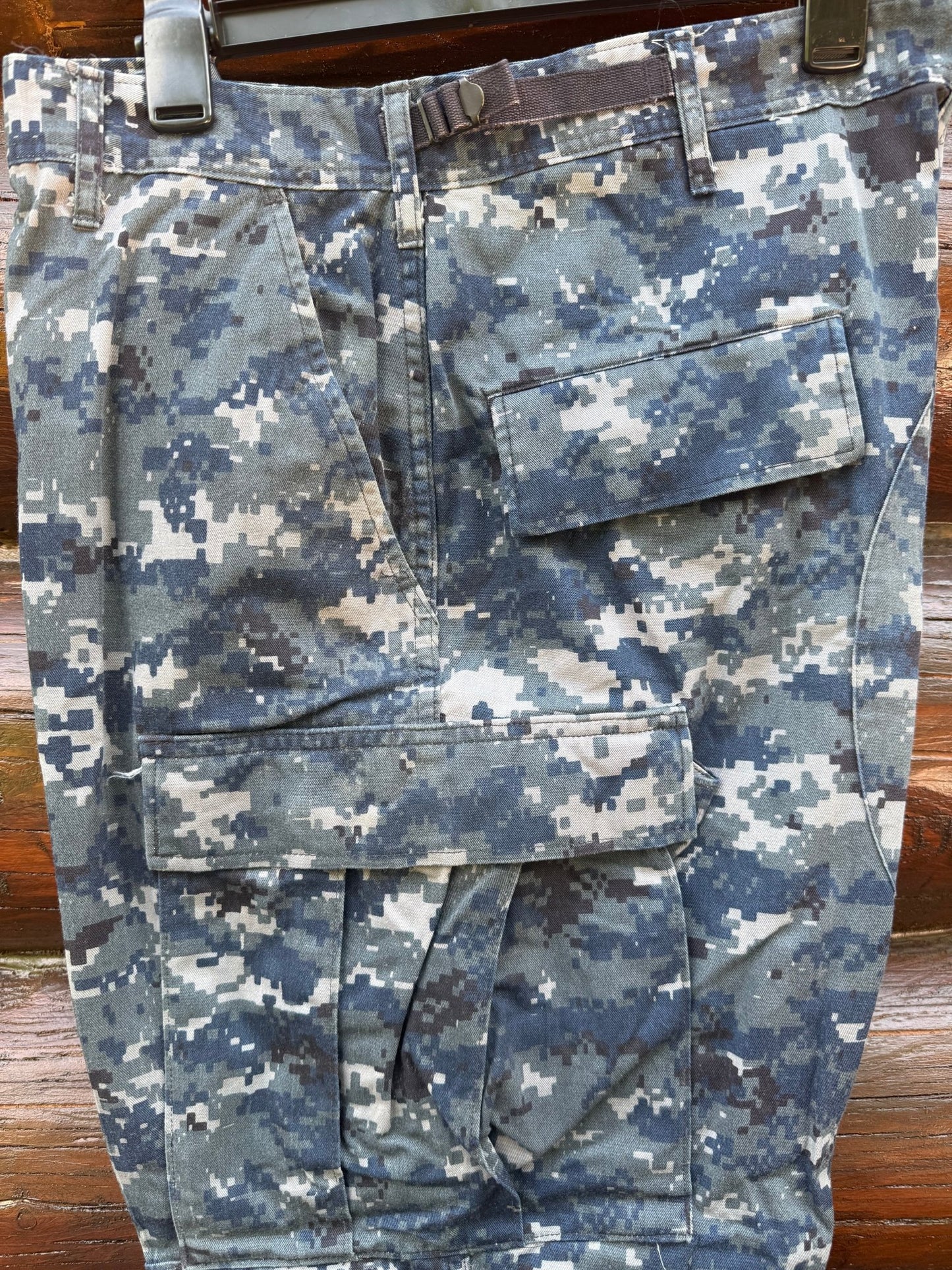US Navy Experimental Work Uniform Pixelated Pattern D Trousers Large