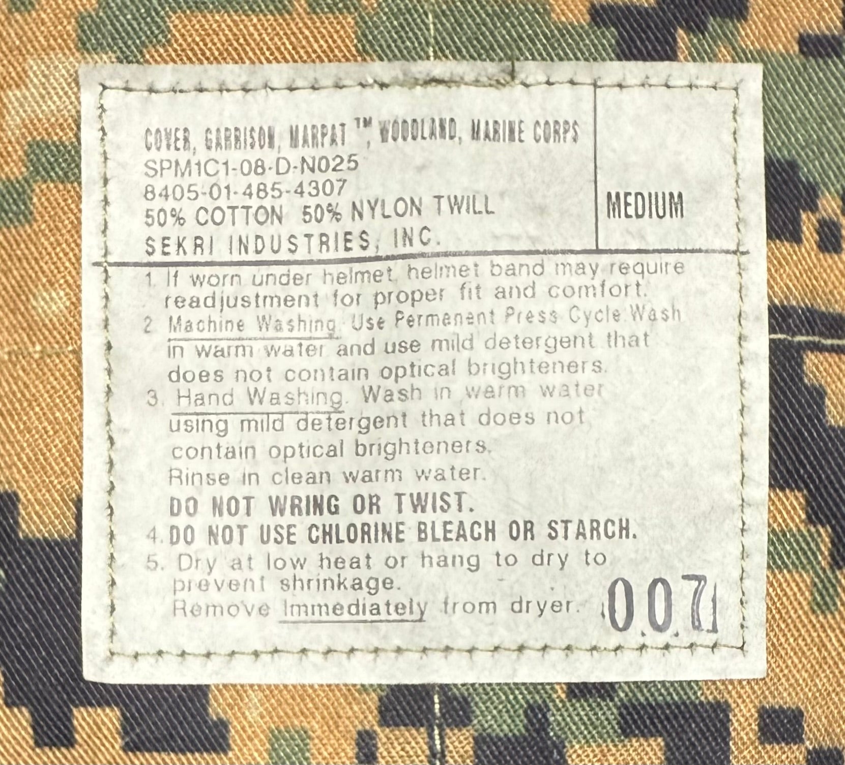 USMC Woodland MARPAT Garrison CAP 8 - Point Cover Size Medium - Bateleur Militaria