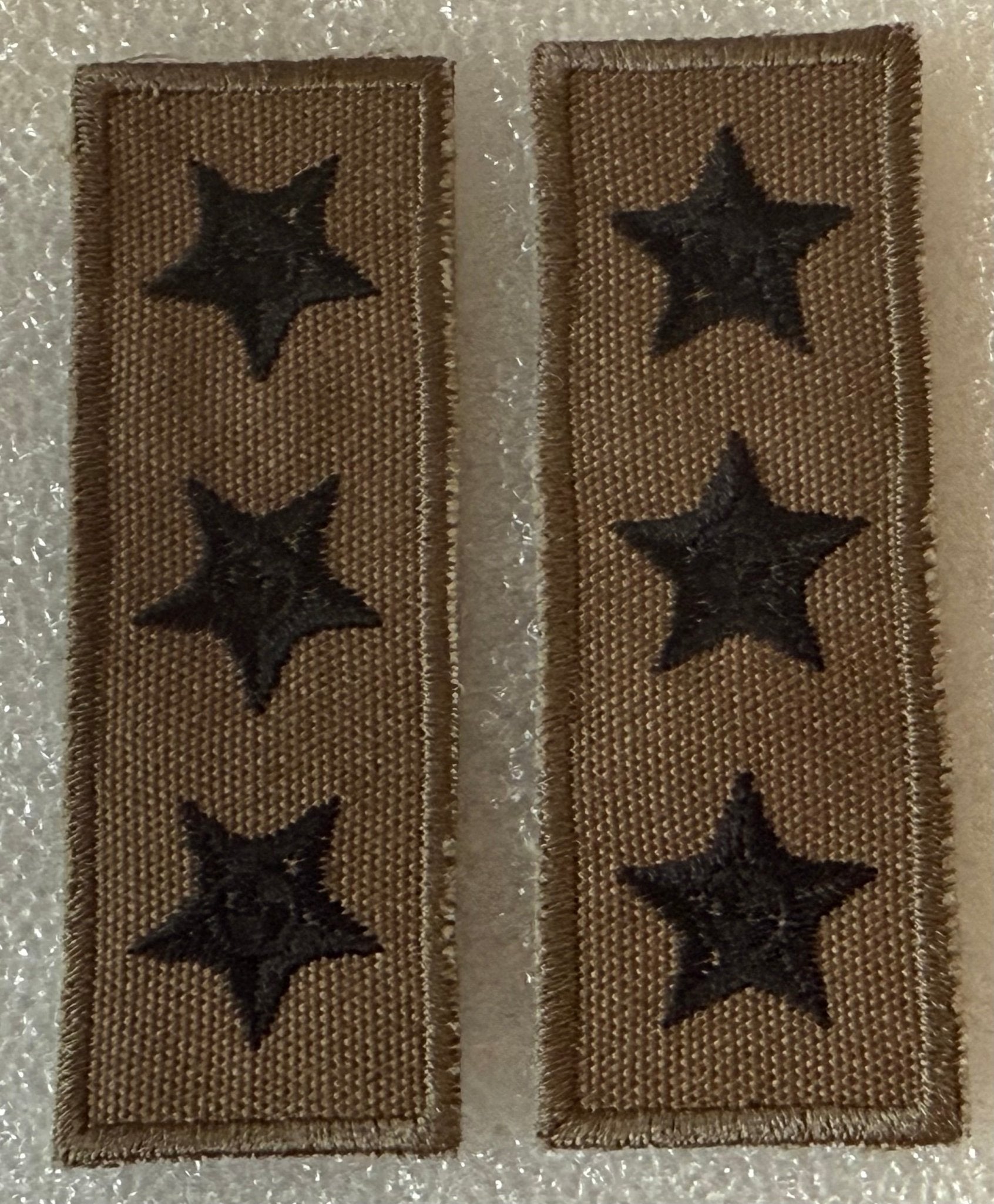 South Africa (SANDF) Nutria Collar Rank Captain Set of 2 - Bateleur Militaria