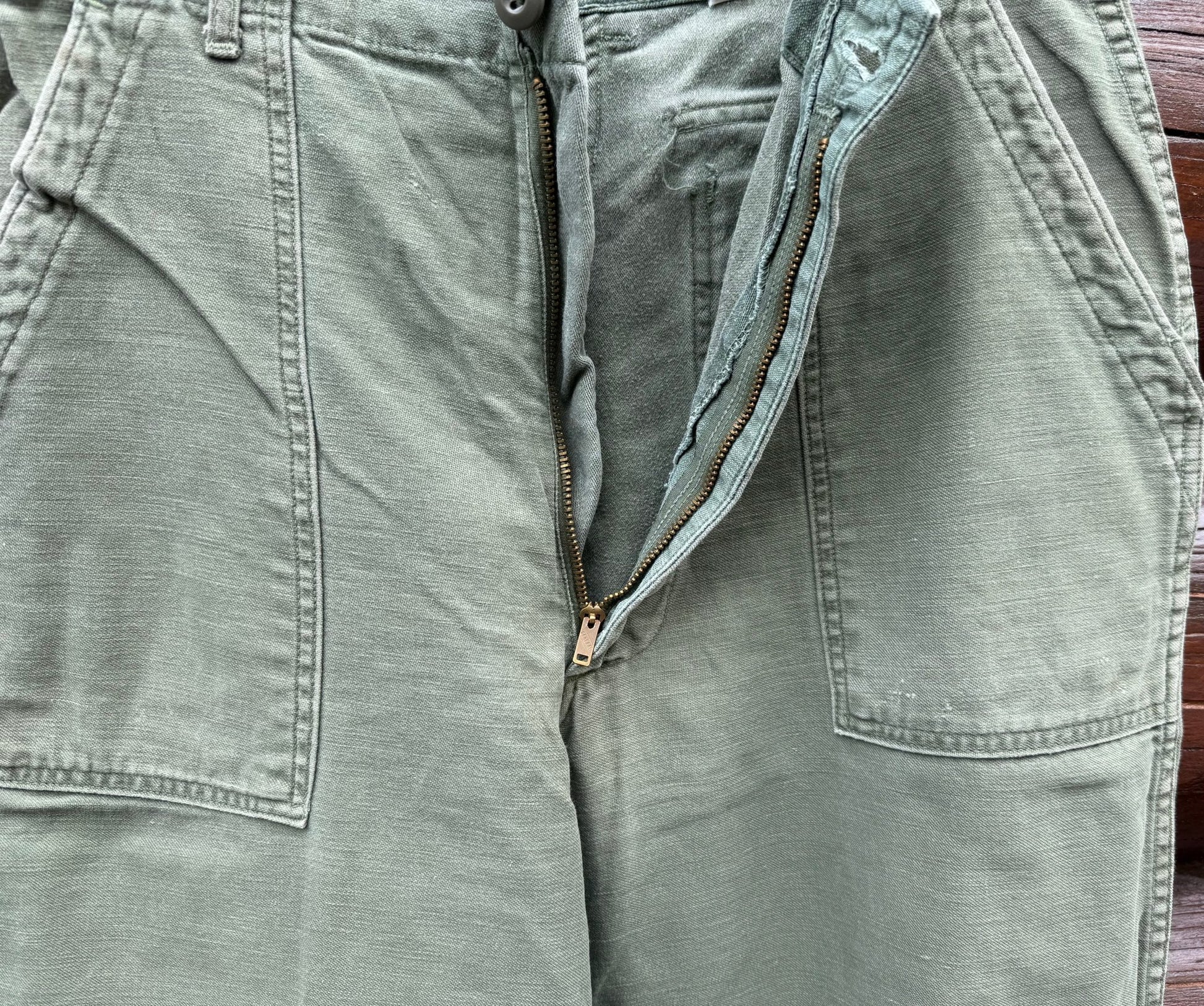 US Army Utility Trousers Sateen OG107 Type 1 Vietnam Dated 1971 Size 32x31 - Bateleur Militaria