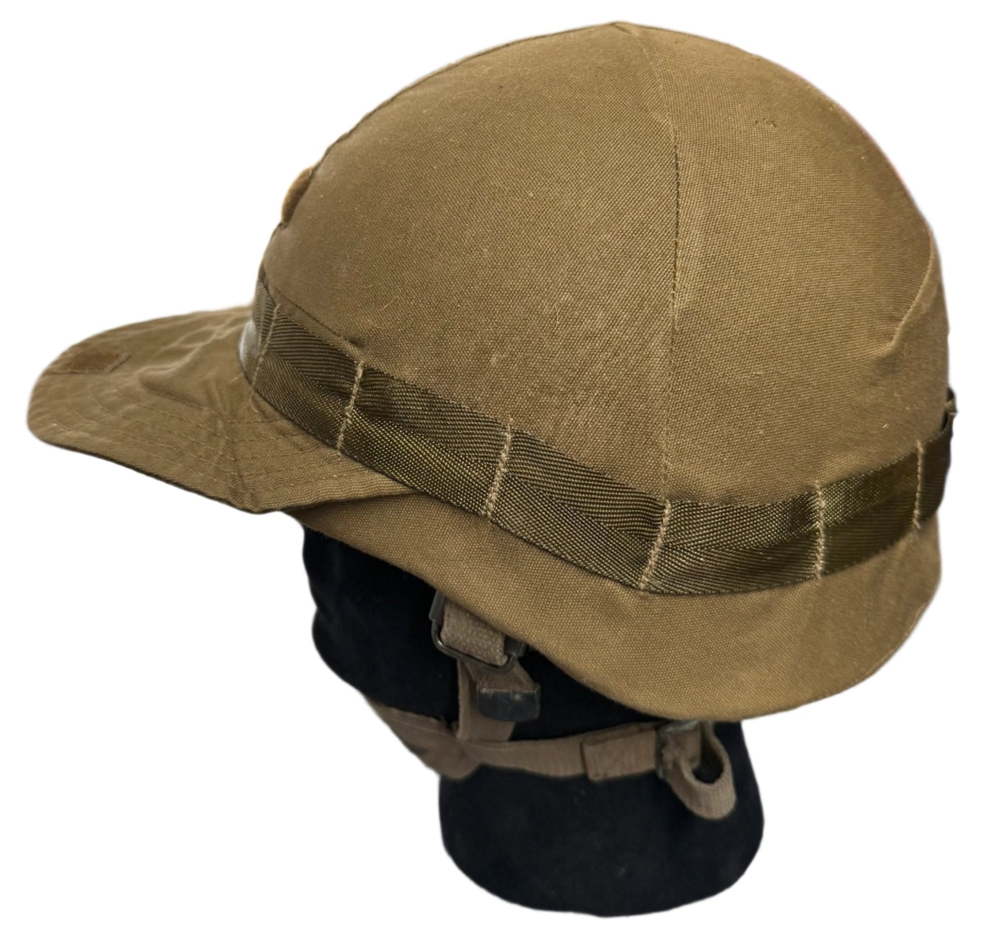 South Africa (SADF) M83 Paratroop Helmet w Peek Nutria Cover - Bateleur Militaria