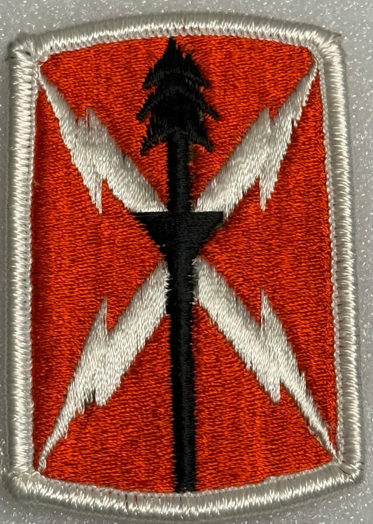 US Army 1106th Signal Brigade SSI/Patch Color Merrowed Edge - Bateleur Militaria