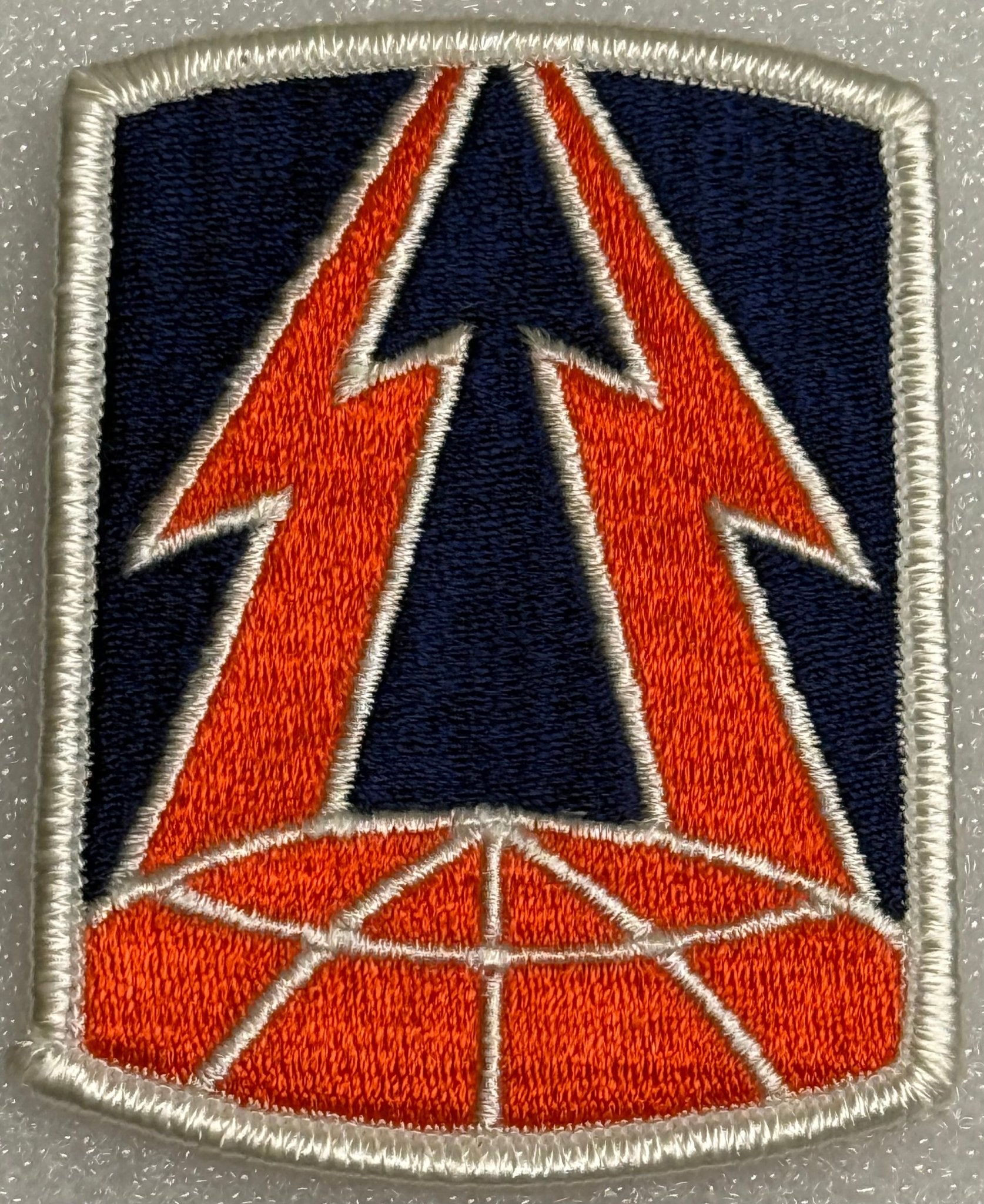 US Army 335th Signal Command SSI/Patch Color Merrowed Edge - Bateleur Militaria