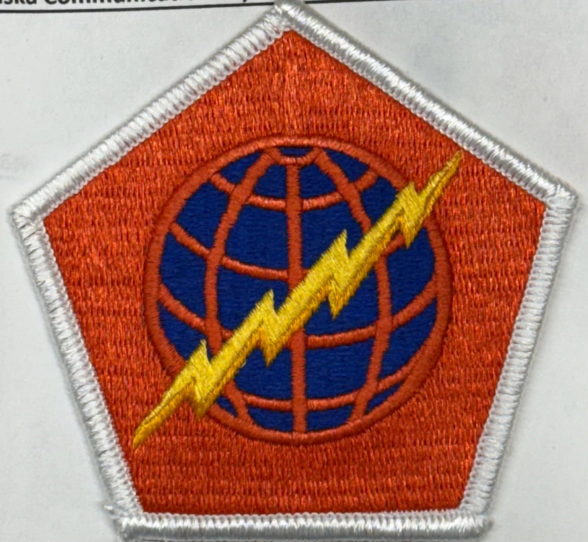 US Army 505th Signal Brigade SSI/Patch Color Merrowed Edge - Bateleur Militaria