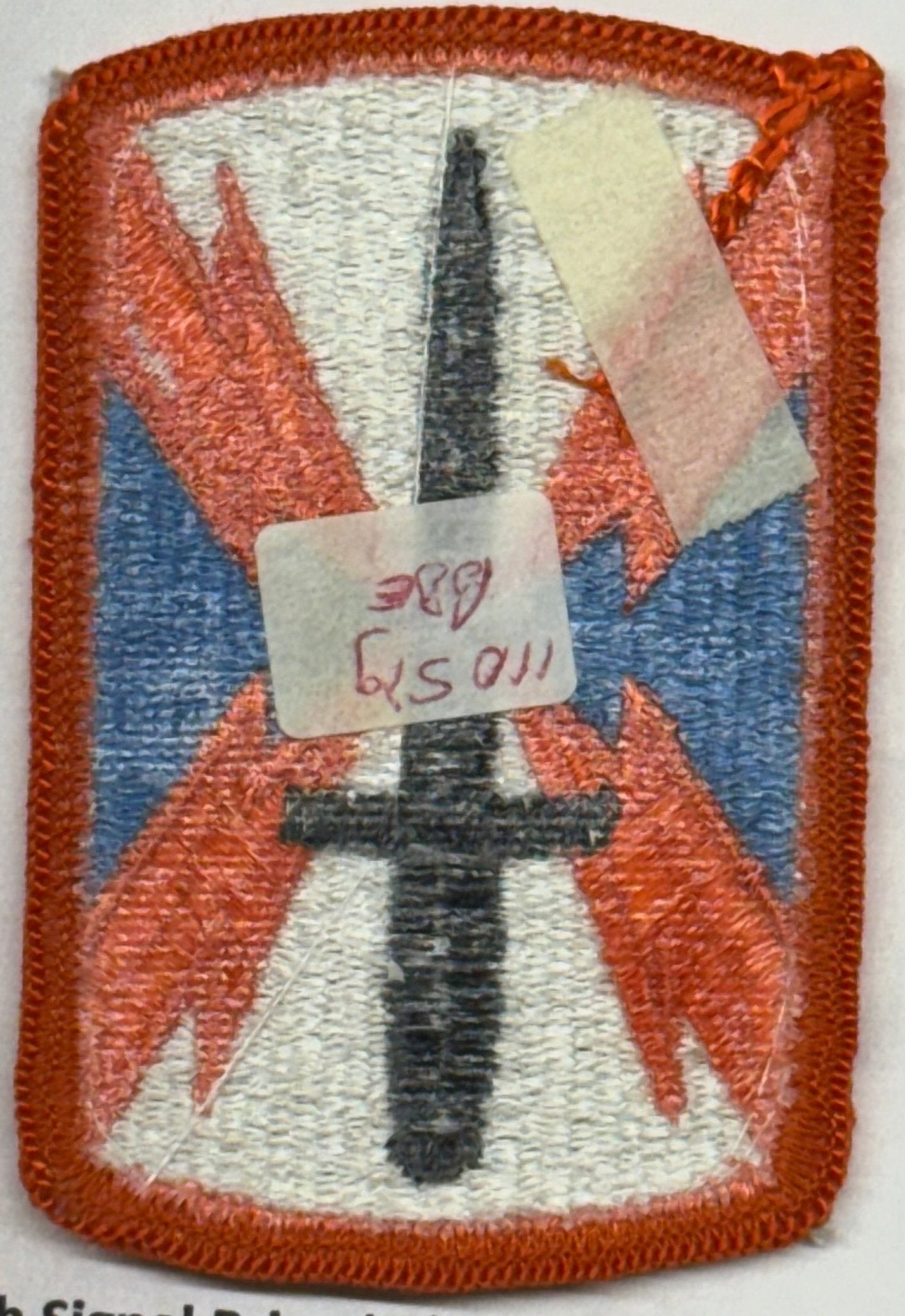 US Army 1101st Signal Brigade SSI/Patch Color Merrowed Edge (1988 - 1992) - Bateleur Militaria
