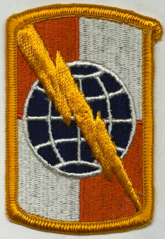 US Army 359th Signal Brigade SSI/Patch Color Merrowed Edge (1988 - ) - Bateleur Militaria