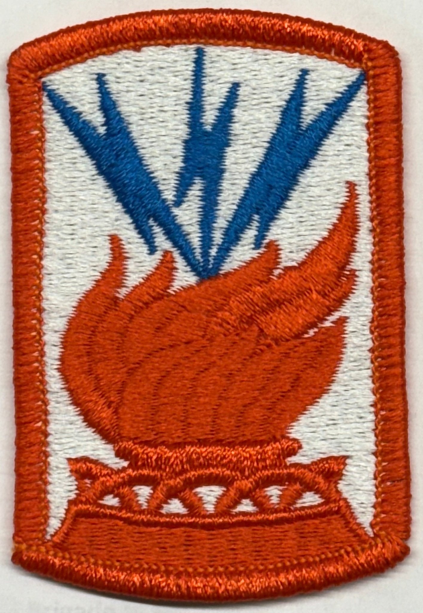US Army 187th Signal Brigade SSI/Patch Color Merrowed Edge (1988 - 1996) - Bateleur Militaria
