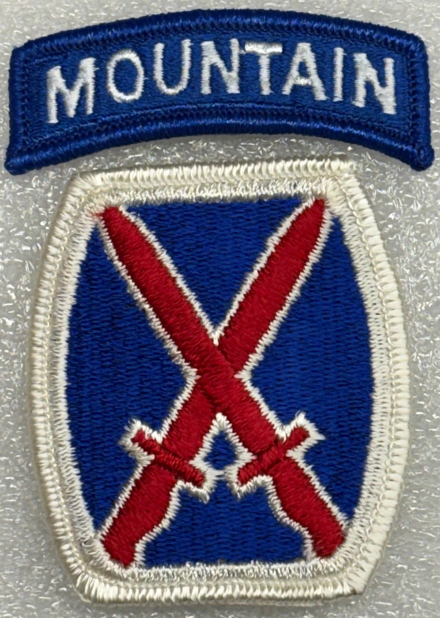 US Army 10th Mountain Division Color SSI/Patch Merrowed Edge (1985 - ) - Bateleur Militaria
