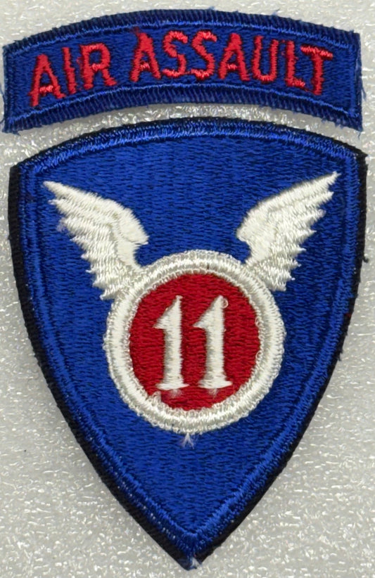 US Army 11th Air Assault Division Cut Edge Color 2 - Piece SSI/Patch (1963 - 1965) NO GLOW - Bateleur Militaria
