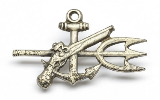 US Navy Underwater Demolition Team (UDT) Badge Vietnam Vanguard Miniature - Bateleur Militaria