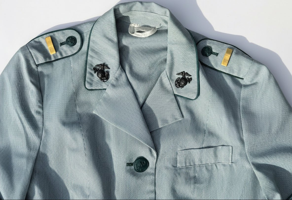 USMC Woman's Summer Service Uniform 1966 - 1977 Officer Pin Stripe - Bateleur Militaria