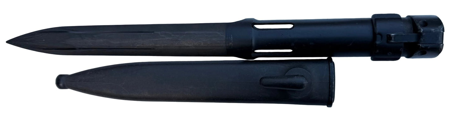 South Africa (SADF) R1 Bayonet and Scabbard Grade 1 Condition - Bateleur Militaria