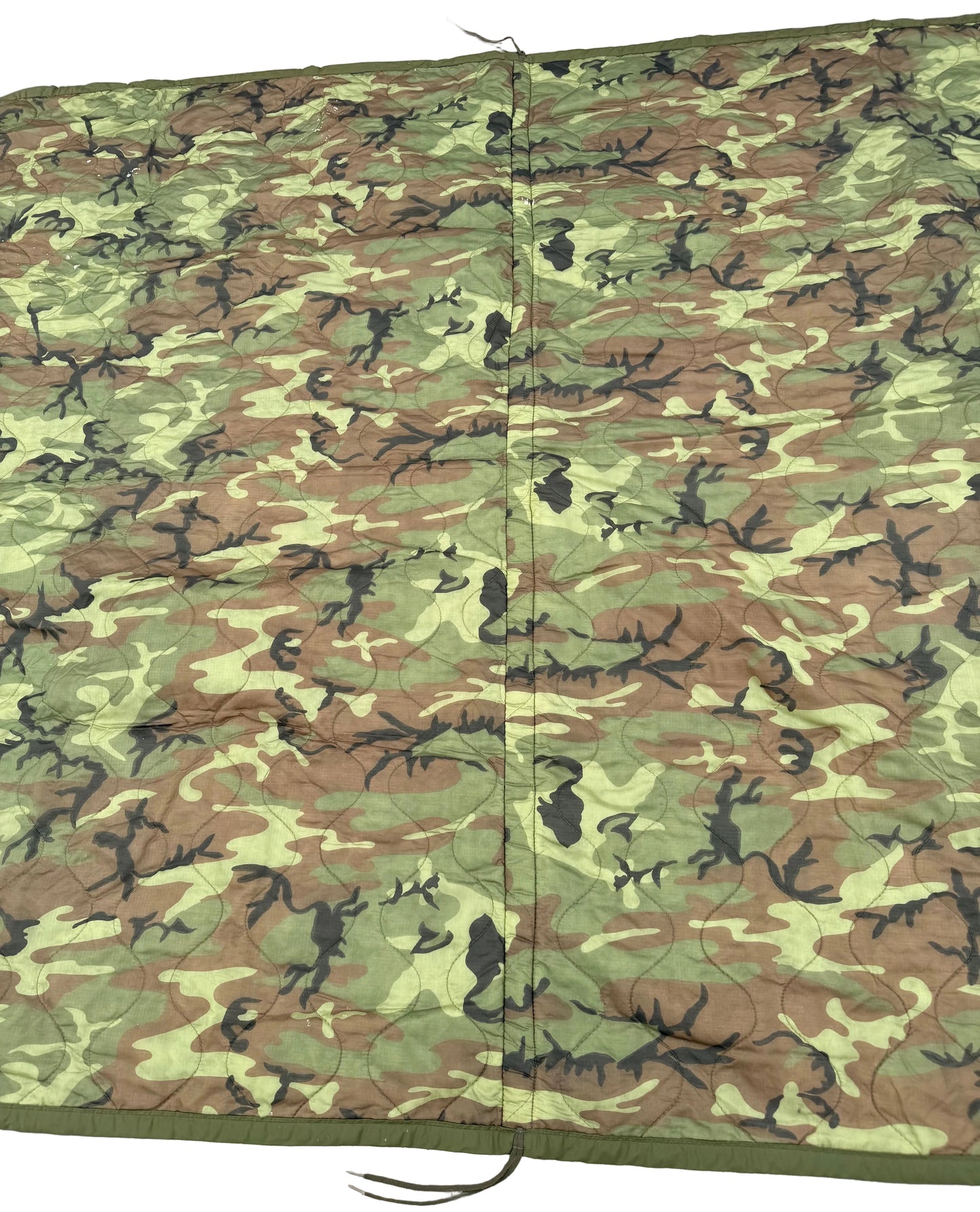 US Vietnam 3rd Pattern Camo Poncho Liner Original Center Seam dated 1968
