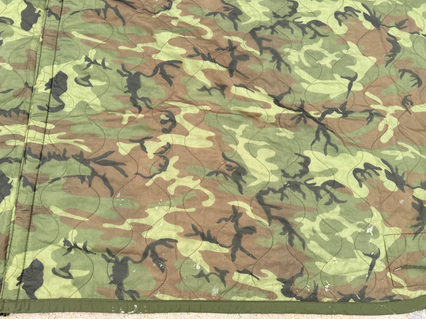US Vietnam 3rd Pattern Camo Poncho Liner Original Center Seam dated 1968