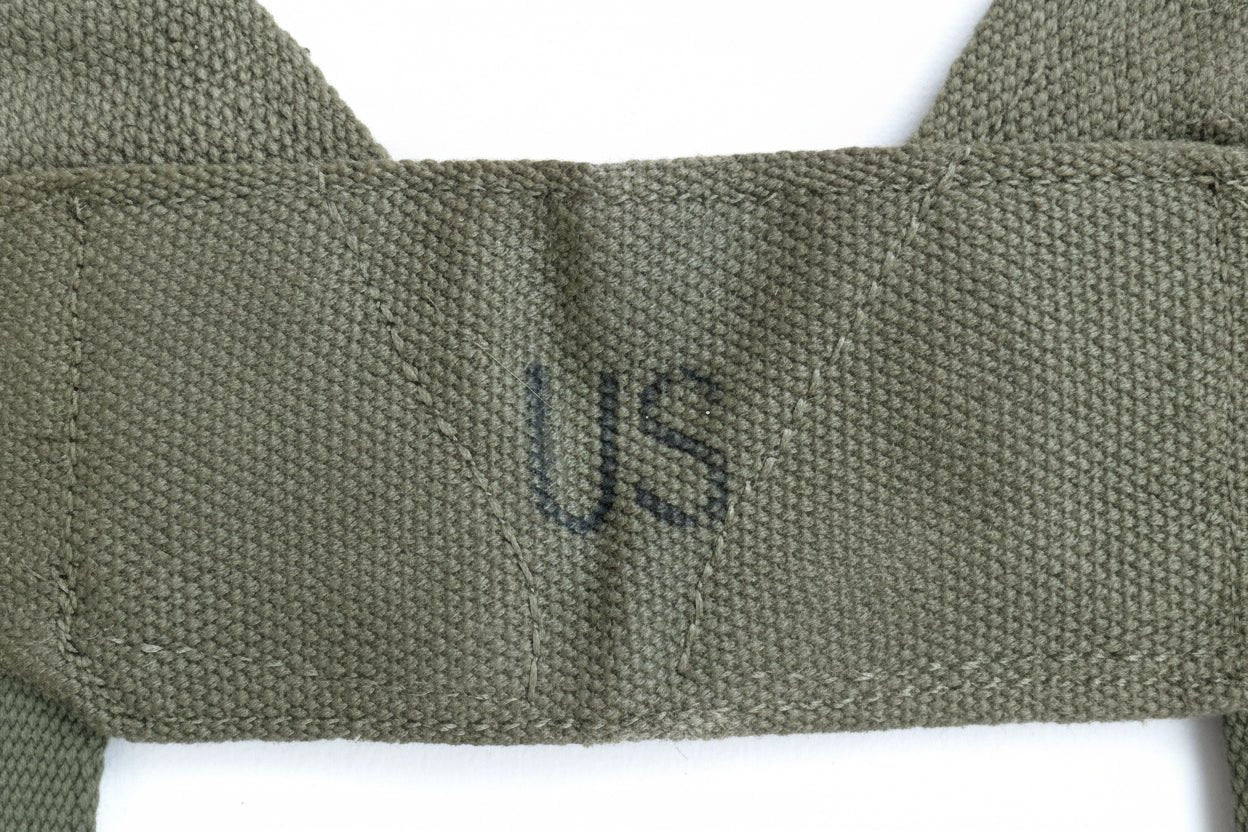 US Vietnam M1956 Suspenders 2nd Pattern Dated 1967 Size R Mint - Bateleur Militaria