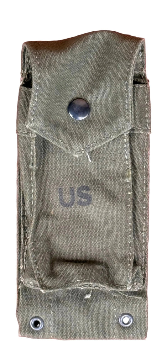 USMC Vietnam M1961 Ammunition Pouch Dated 1967 Long Flap 1 - Bateleur Militaria