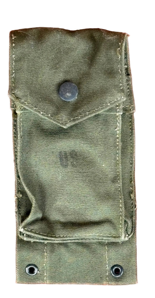 USMC Vietnam M1961 Ammunition Pouch Short Flap 3 - Bateleur Militaria