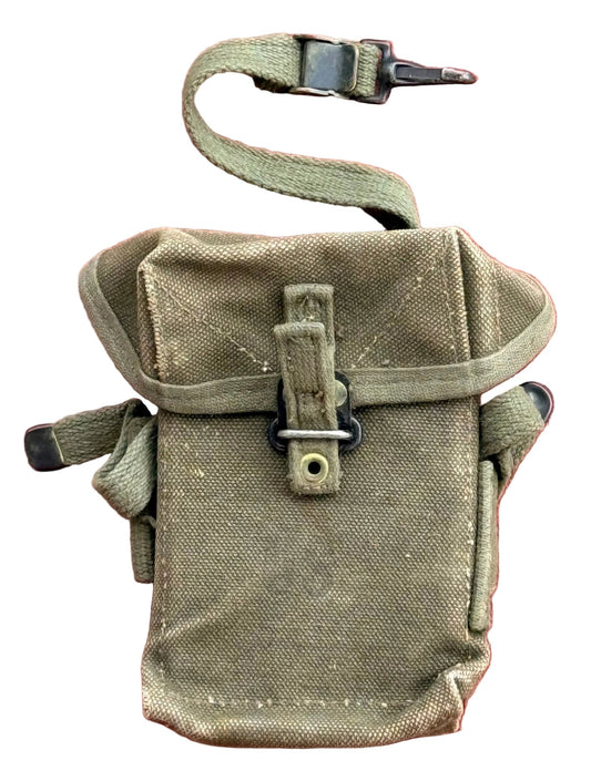 US Vietnam M1956 Universal Small Arms Ammunition Pouch 1st Type - Bateleur Militaria