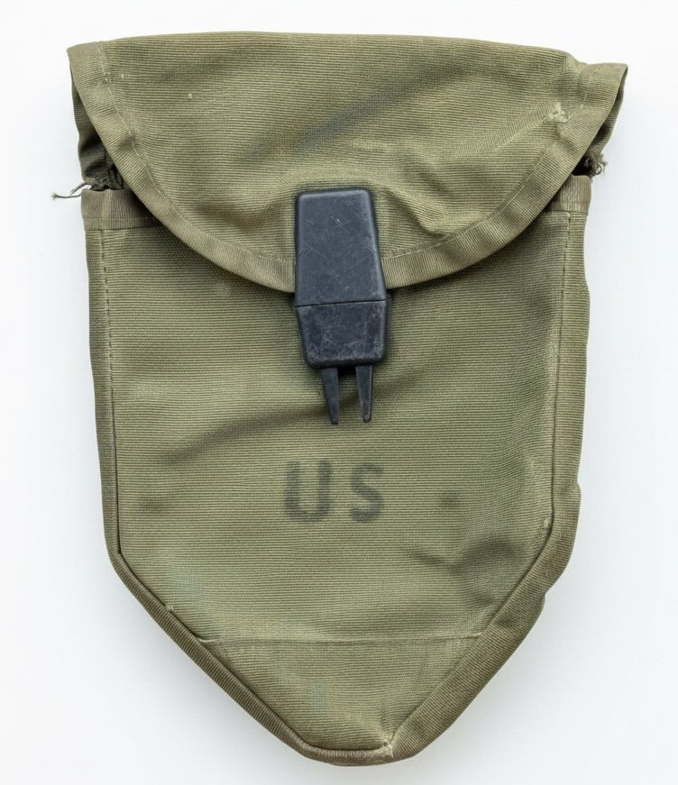 US Vietnam Collapsible Entrenching Tool Carrier Dated 1974 - Bateleur Militaria