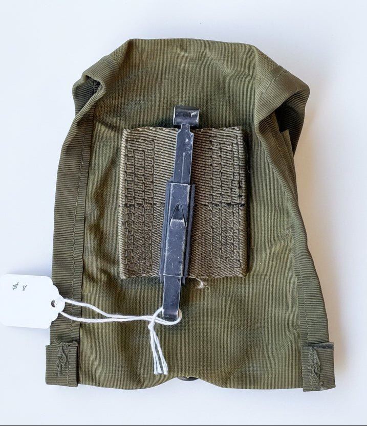 US Vietnam M1967 First Aid / Compass pouch 1974 - Bateleur Militaria